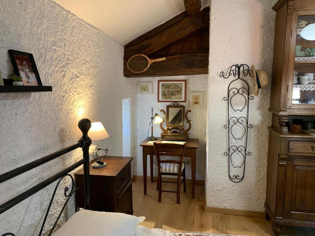 La Torre Del Vicario Villa ปาลาซซูโอโล ซุล เซนิโอ ภายนอก รูปภาพ