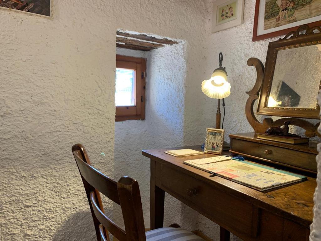 La Torre Del Vicario Villa ปาลาซซูโอโล ซุล เซนิโอ ภายนอก รูปภาพ