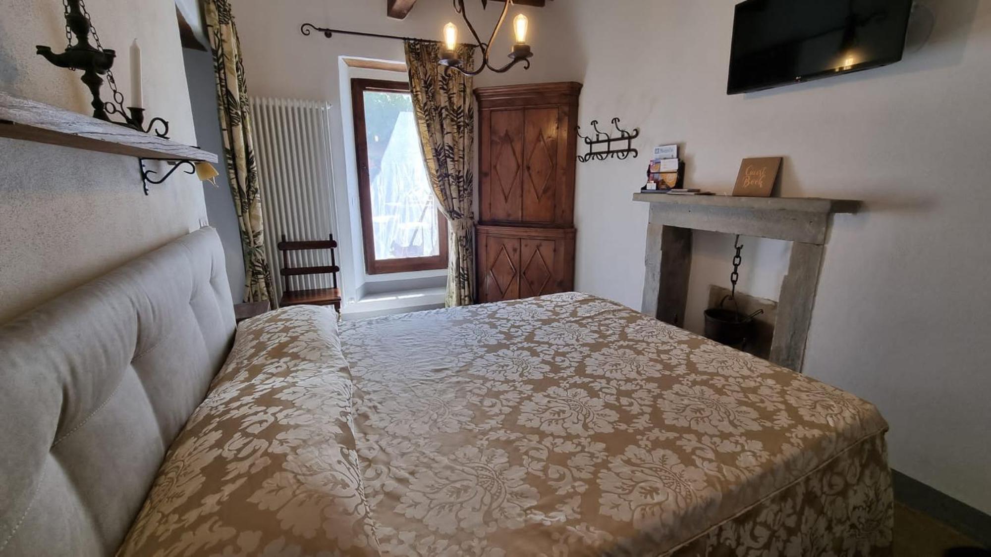 La Torre Del Vicario Villa ปาลาซซูโอโล ซุล เซนิโอ ภายนอก รูปภาพ