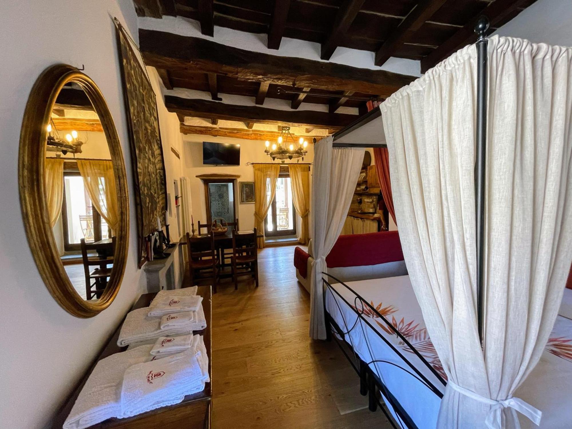 La Torre Del Vicario Villa ปาลาซซูโอโล ซุล เซนิโอ ภายนอก รูปภาพ