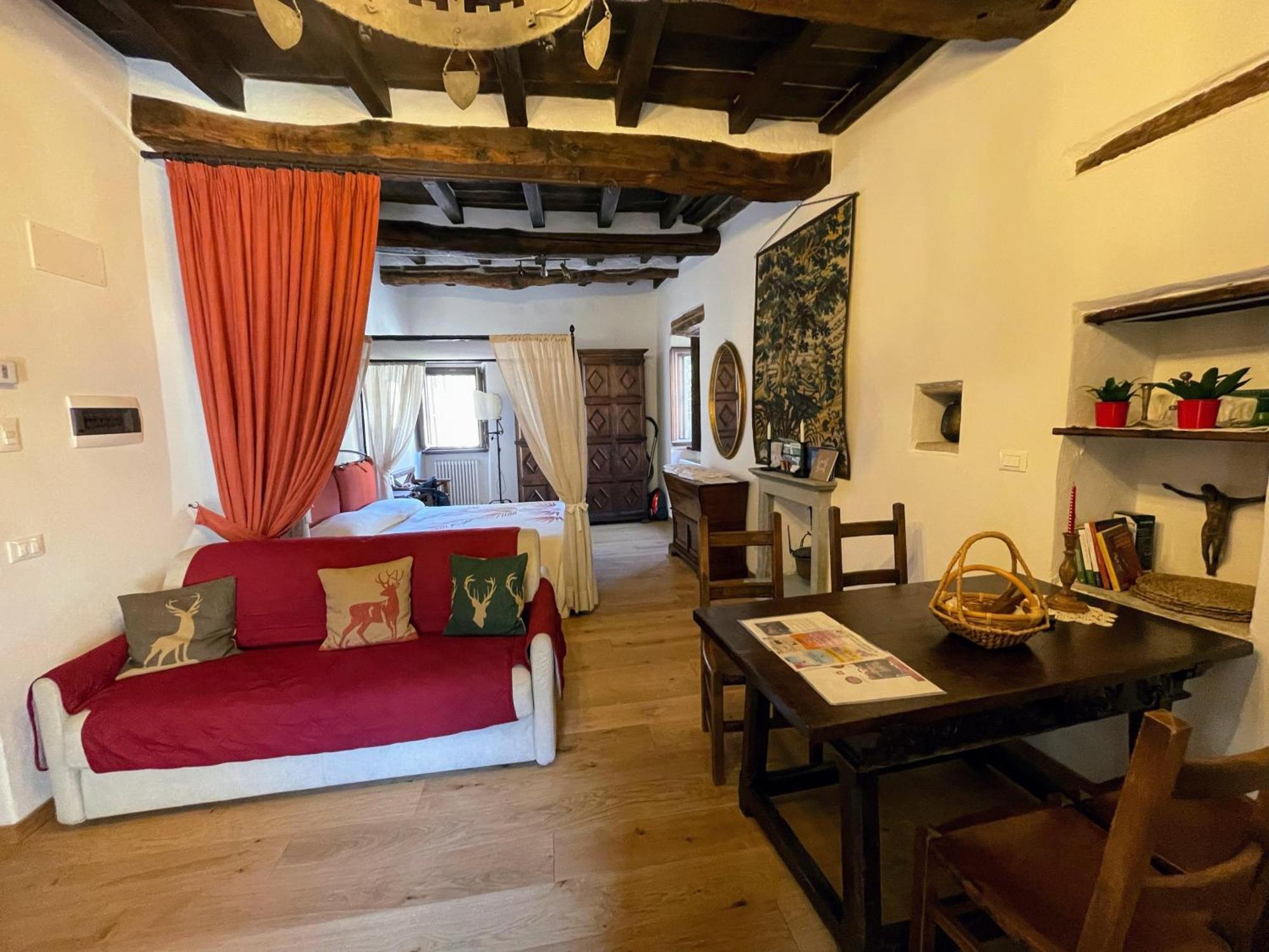 La Torre Del Vicario Villa ปาลาซซูโอโล ซุล เซนิโอ ภายนอก รูปภาพ